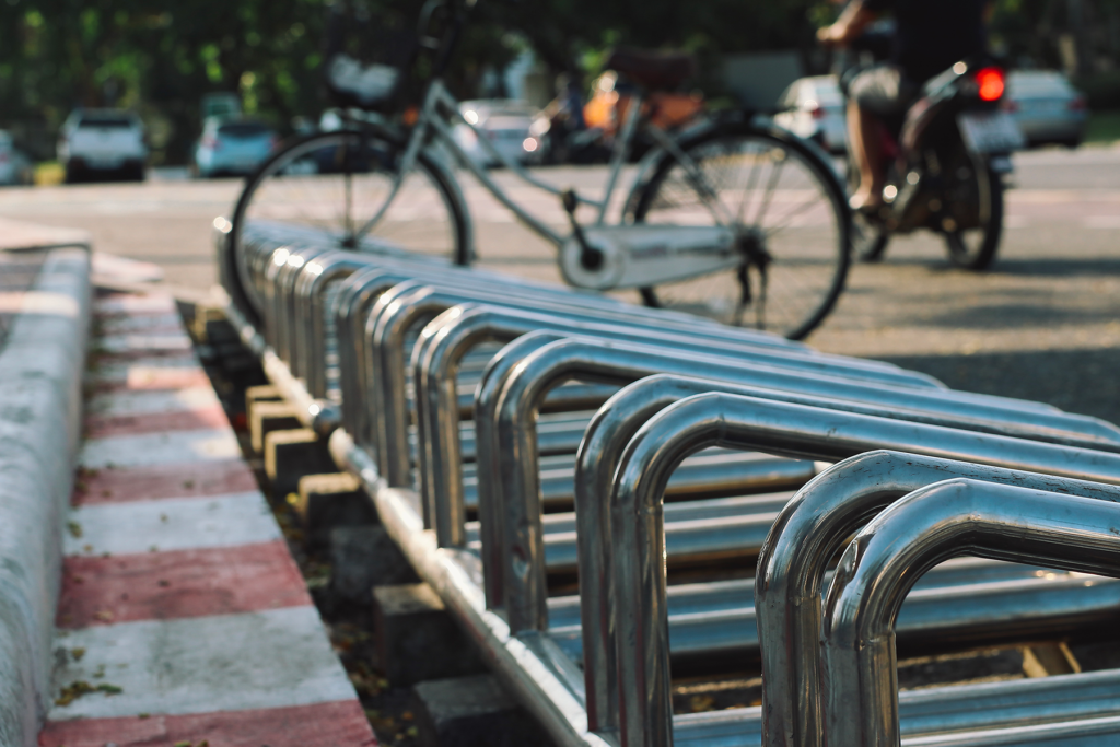 Stojaki rowerowe miejskie producent